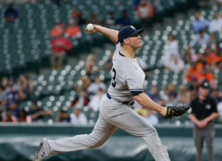 NY Yankees Opt to Keep Reliever Zack Britton until 2022