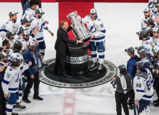 Lightning Celebrates Stanley Cup Victory With Boat Parade