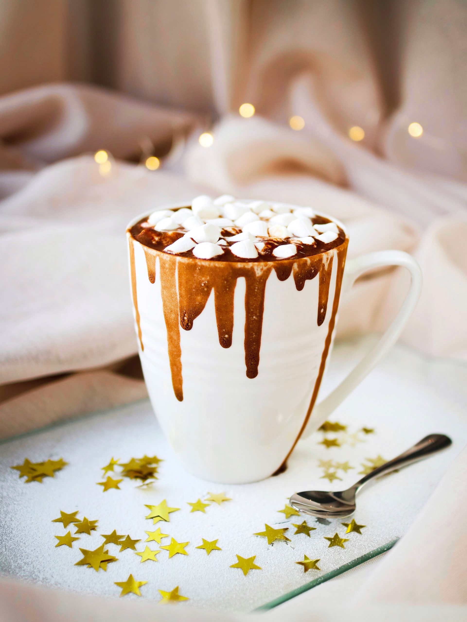 How Hot Chocolate Bombs Became The Latest Viral Food Trend   Aliona Gumeniuk RTtMzY31DeI Unsplash Scaled 