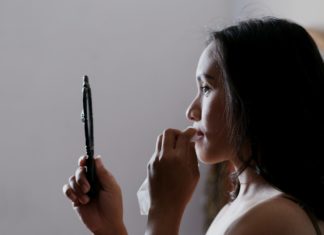 Why You Must Remove Makeup at the End of the Day