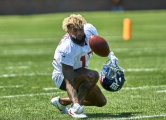 Odell Beckham Jr. Tears His ACL, Out for the Season