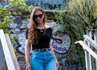 Say Goodbye to Baggy Jeans With These Hacks