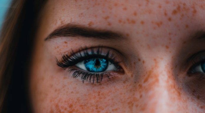 Make Your Eyes Pop with Brow and Lash Lift Treatment