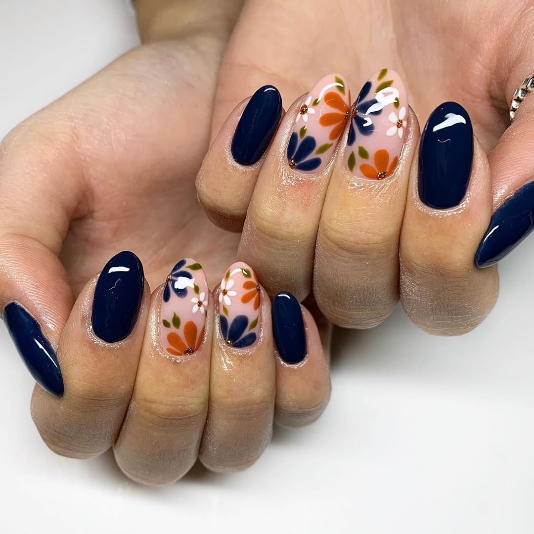 Dreamy Flower Nail Designs to Try This Fall - My Daily Magazine - Art ...