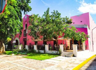 Pink Hotels For a Romantic Getaway