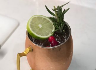 Your Guide to Making Amazing Alcohol-Free Drinks This Holiday Season