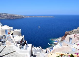 Reasons to Visit Greece At Least Once In Your Life