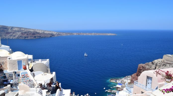 Reasons to Visit Greece At Least Once In Your Life