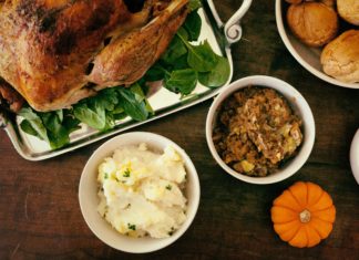 Tips for Celebrating Thanksgiving Abroad