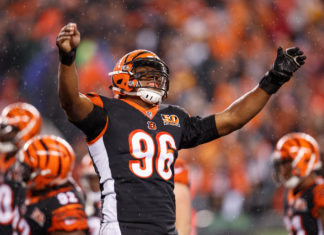 Carlos Dunlap Took $2.6 Million Pay Cut to Join Seahawks