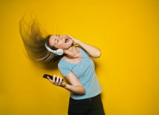 A Neuroscientist Created the Most Uplifting Playlist Ever