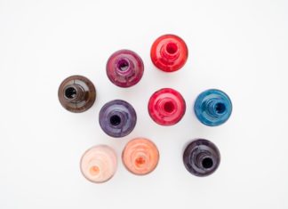 Velvet Nails Are the Biggest Holiday Trend