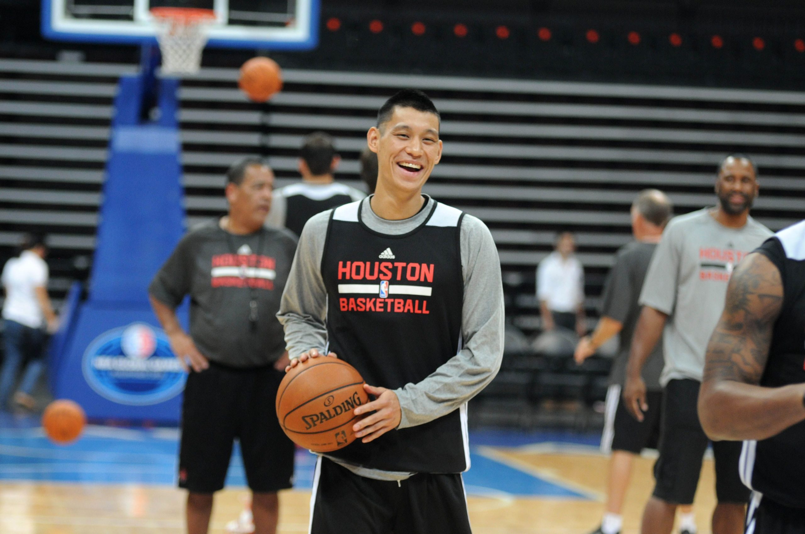 Jeremy Lin Returns to Golden State, Will Play for Warriors