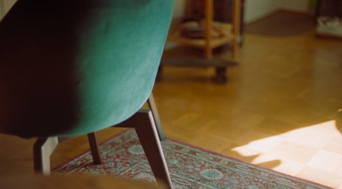 Velvet Furniture is Experiencing a Boom in Hollywood