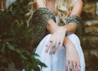A Case for Mixing Metals in Jewelry