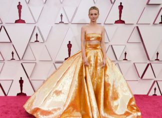Golden Dresses Are Brining Some Dazzle to the Red Carpet This Spring Carey Mulligan at the 93rd Annual Academy Awards.