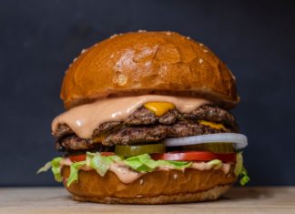 5 Tips for Tastier Hamburgers at Your Next BBQ Juicy hamburgers