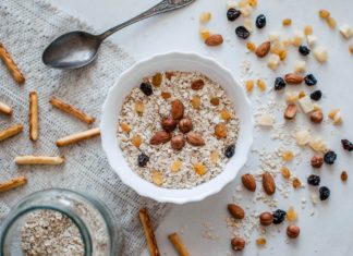 4 Ways You Could Be Sabotaging Your Healthy Oatmeal Oatmeal