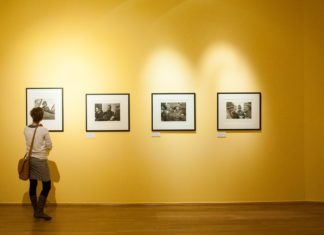 Best Ways to Discover Art During Your Travels—Free of Charge A museum goer