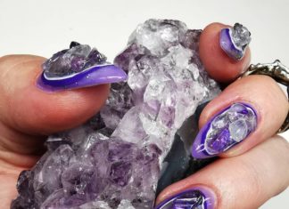 Landscape-Inspired Nail Art Trends to Try in 2022