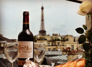 Follow These Tips When Eating Out Abroad Paris food