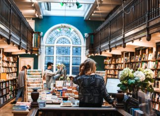 5 Reasons Why You Should Visit Bookstores Everywhere You Go Bookstore