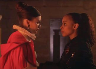 3 Brand-New Vampire TV Shows You Should Binge-Watch This Fall Sisi Stringer and Daniela Nieves in "Vampire Academy"
