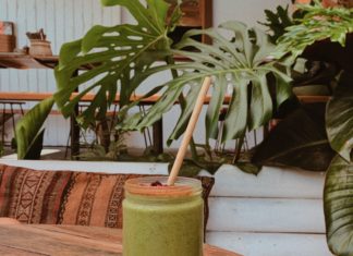 Kickstart Your Day With This Breakfast Smoothie Green smoothie