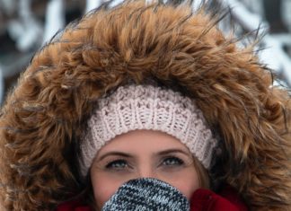 Cracked Lips Require Extra Care During Winter Winter look