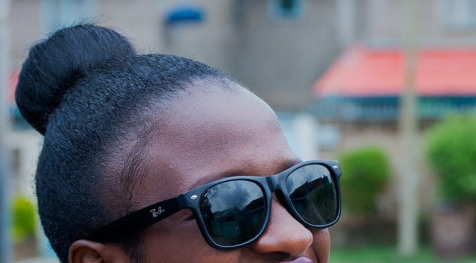 Beauty Trends to Get Excited About in 2023 Magenta lips