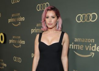 Ashley Tisdale Shares Tips About Dealing With Alopecia Ashley Tisdale at the Golden Globes in 2019