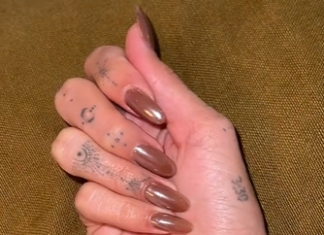 It’s Time to Try Hailey Bieber’s Chocolate Glazed Donut Nails