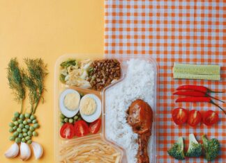 Top Tips For Packing An Organized Lunch Bag