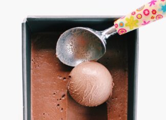 3 Hacks For Keeping Ice Cream Soft and Scoopable in the Freezer Scooping Ice Cream