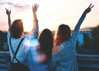 How to Make and Maintain Meaningful Friendships in the Adult World Friends