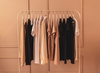 What is Minimalism? The Unexpected Benefits of Owning Less Minimalist closet