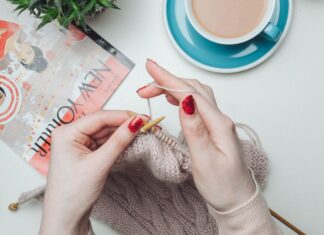 Best Ways to Choose a DIY Hobby That Works For You Knitting
