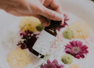 DIY Cuticle Oil for Nail Growth Cuticle oil