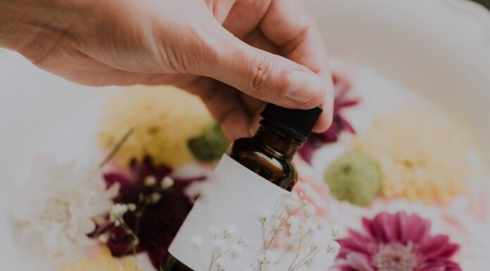 DIY Cuticle Oil for Nail Growth Cuticle oil