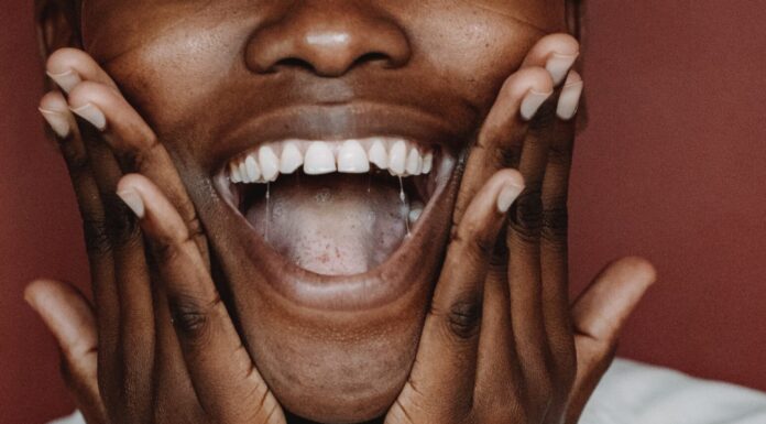 Celebrity-Approved Hacks for Whiter Teeth Overnight White Smile