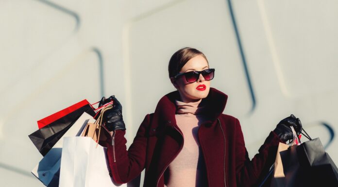 40+ People Who Worked for the Wealthy Reveal How the Rich Really Live