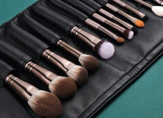 Best Way To Clean Your Make-Up Brushes Makeup brushes