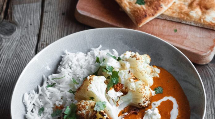 Try This Delicious Vegan Cauliflower Masala Cauliflower curry