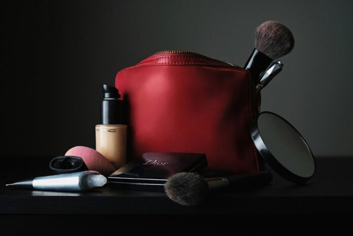 Makeup bag