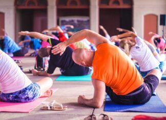 5 Ways to Stay Motivated for Working Out Despite Bad Weather Yoga