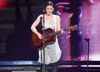 Gracie Abrams Announces 2025 North American Tour Following New Album Release Gracie Abrams 2024 iHeartRadio Z100's Jingle Ball, Show, New York, USA - 13 Dec 2024.