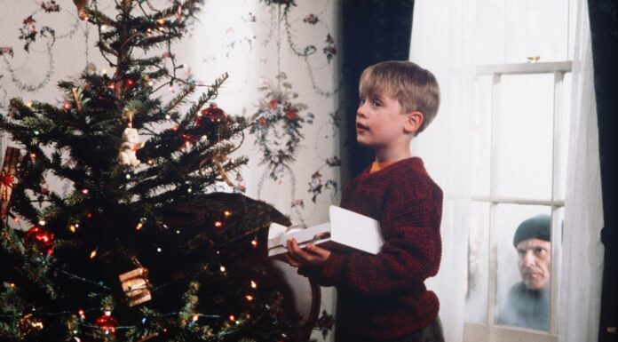 The Best Holiday Movies of All Time to Watch This Season Macaulay Culkin, Joe Pesci in "Home Alone" 1990 Director: Chris Columbus 20th Century Fox