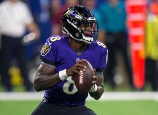 Ravens’ Lamar Jackson Sets NFL Record on Christmas Day in Game Against the Texans Lamar Jackson with Baltimore Ravens in 2018