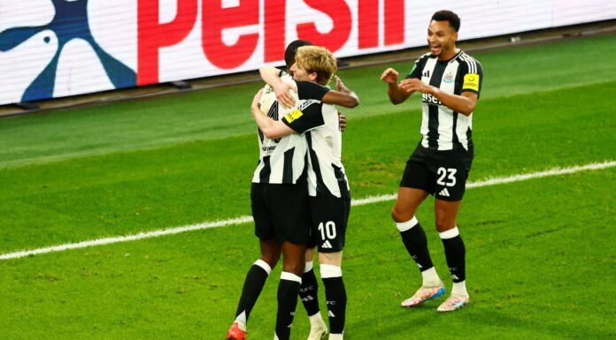 Newcastle Seize Advantage with 2-0 Victory Over Arsenal in Carabao Cup Semi-Final First Leg Alexander Isak of Newcastle United celebrates scoring a goal after making the score 0-1. Arsenal v Newcastle United, EFL Carabao Cup, Semi Final, First Leg, Football, Emirates Stadium, London, UK - 07 Jan 2025