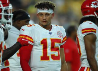 Chiefs Triumph Over Bills in AFC Championship Thriller, Advance to Historic Super Bowl Opportunity Chiefs' quarterback Patrick Mahomes